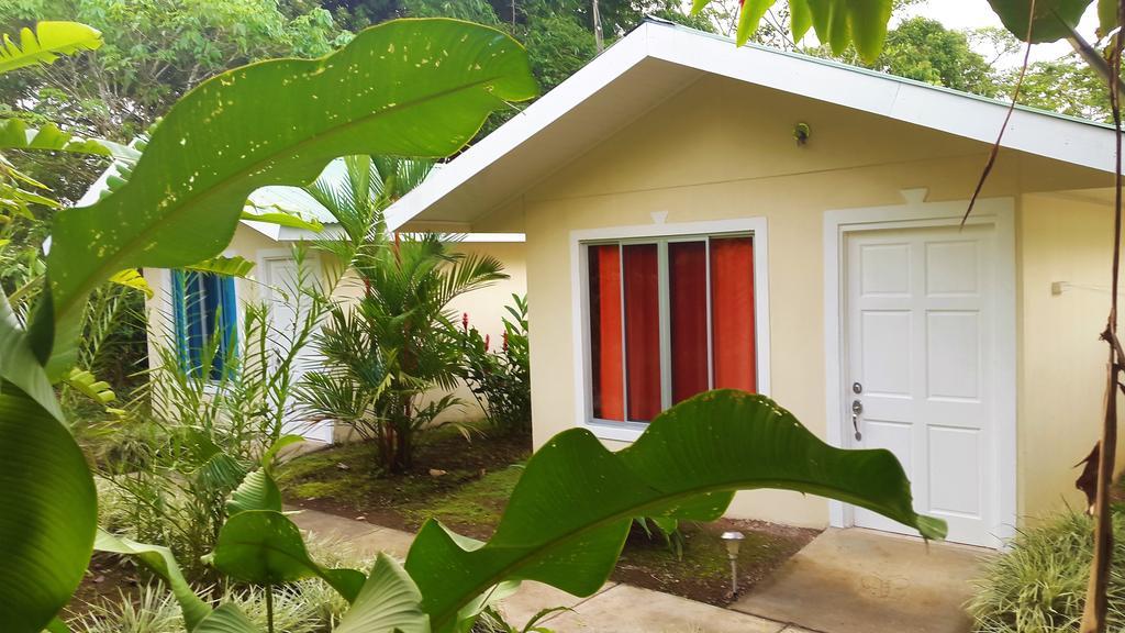 Tropical Paradise Bungalows Pital  Exterior foto